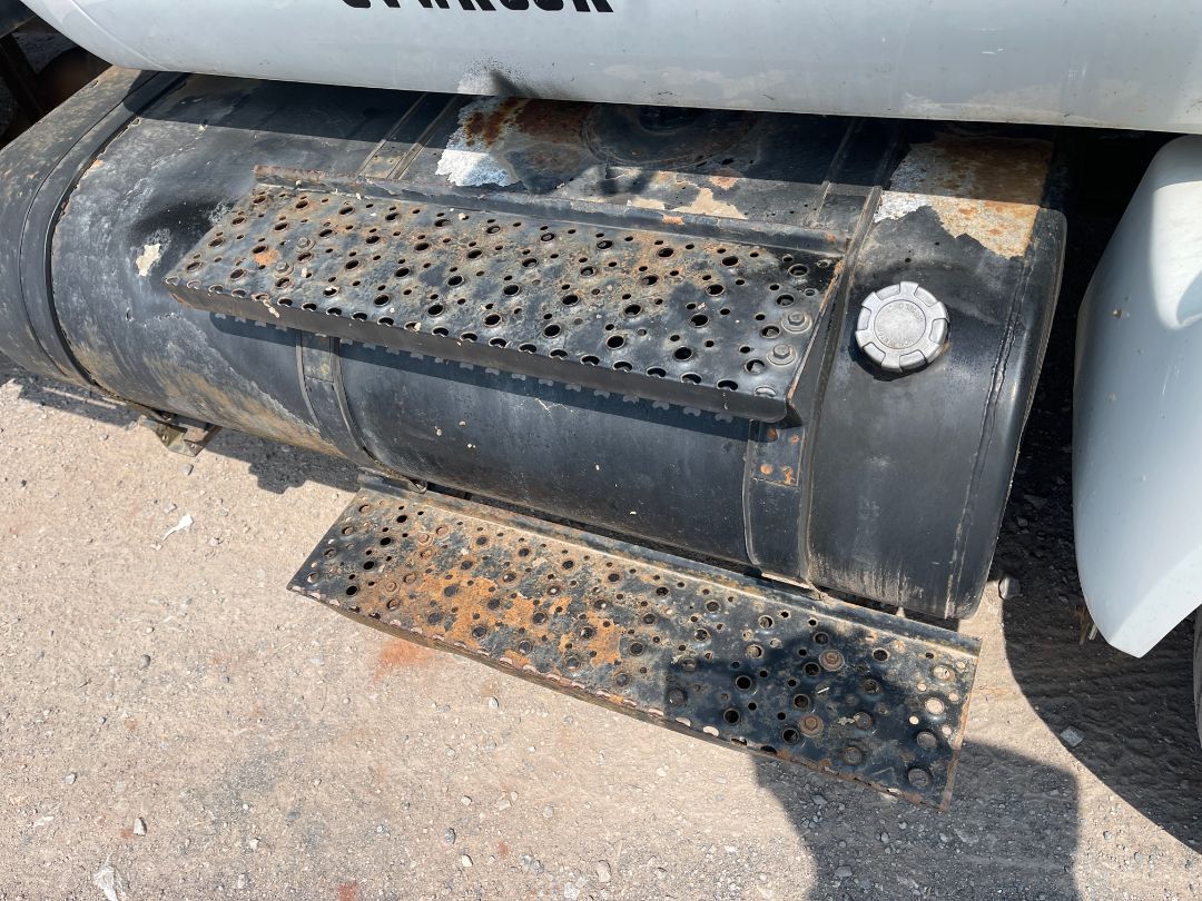 2007 FORD F750 XLT Flat Bed - Image 23